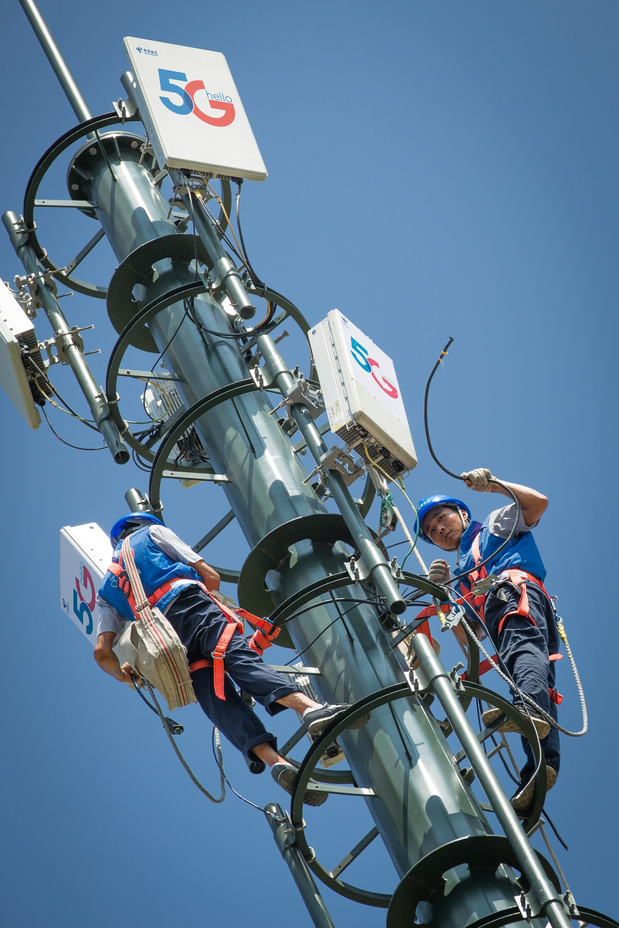 上海电信加紧建设千兆5G网络,目前在中心城区已实现5G室外连续覆盖,市郊各区已实现重点区域覆盖。