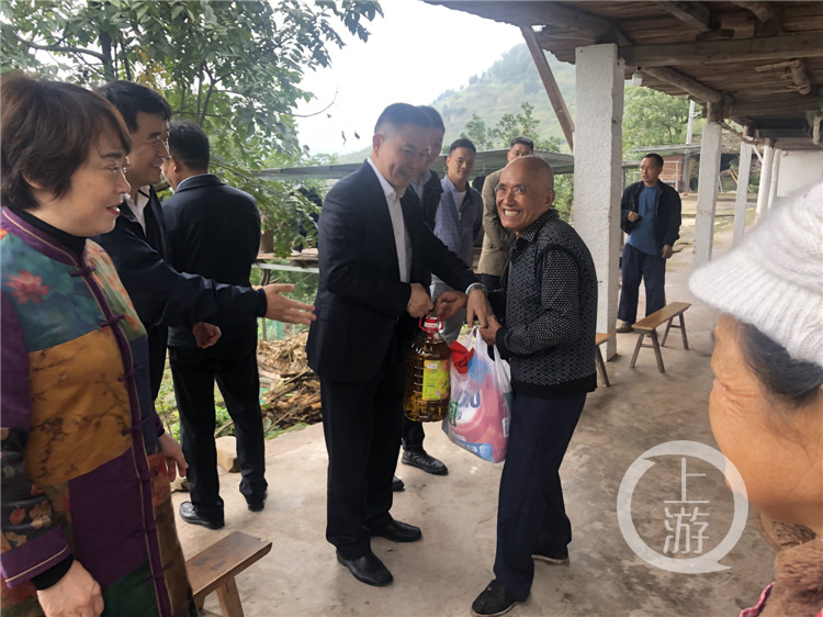 ad94e3354f512bbc8e1d562b22467195.jpg 2.jpg