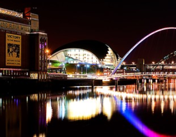 数字能量 经常听老人说,“前不栽桑,后不插柳,中间不种鬼拍手。”