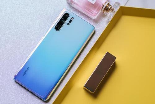 如何帮家人的手机查话费余额?