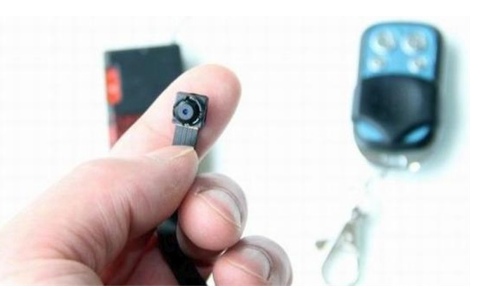 手机里只要安装了这款APP 一键识别针孔摄像头 针孔摄像