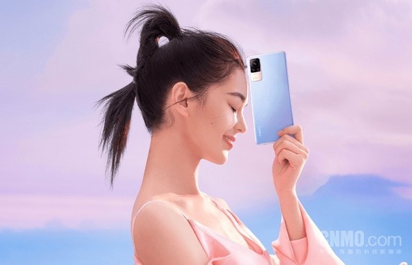 小米新旗舰再爆料:电池采用新方案 轻薄度舒服了